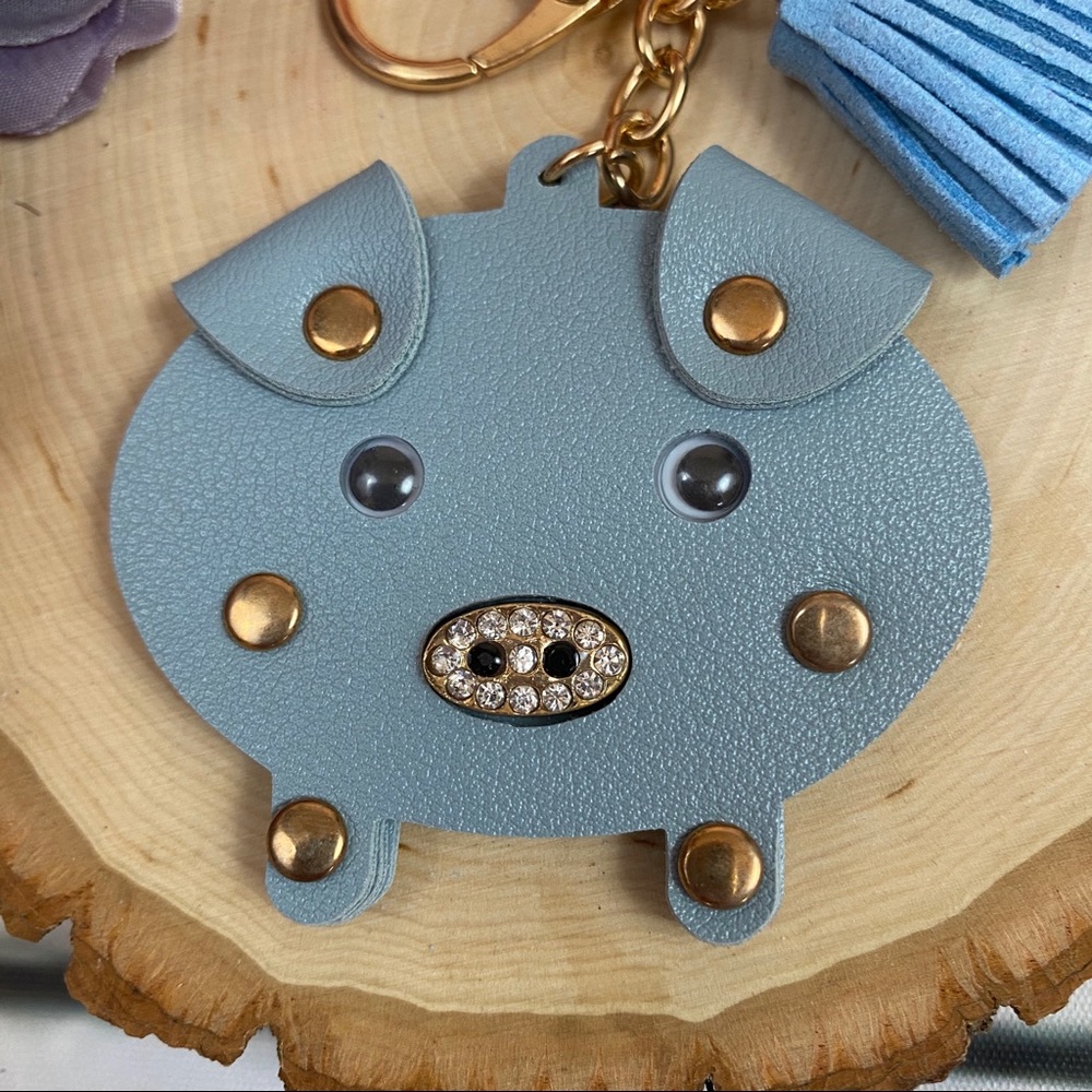 Dusty Blue Pig Keychain with Tassel and Wristband - Picture 4 of 7